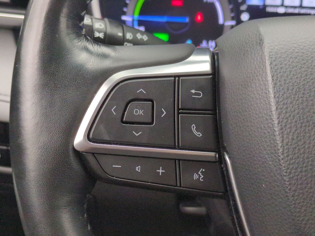 Thumbnail: 2020 Toyota Highlander - 29