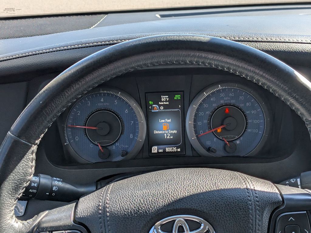 Thumbnail: 2019 Toyota Sienna - 17