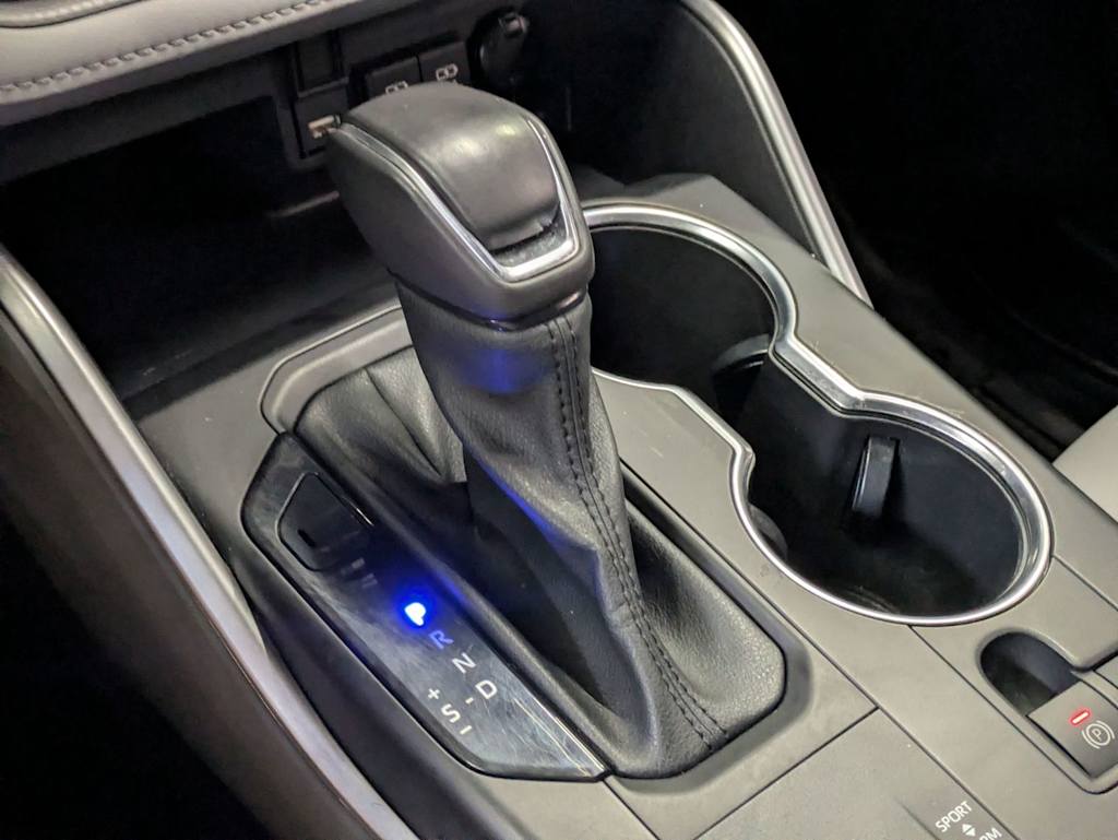 Thumbnail: 2021 Toyota Highlander - 16