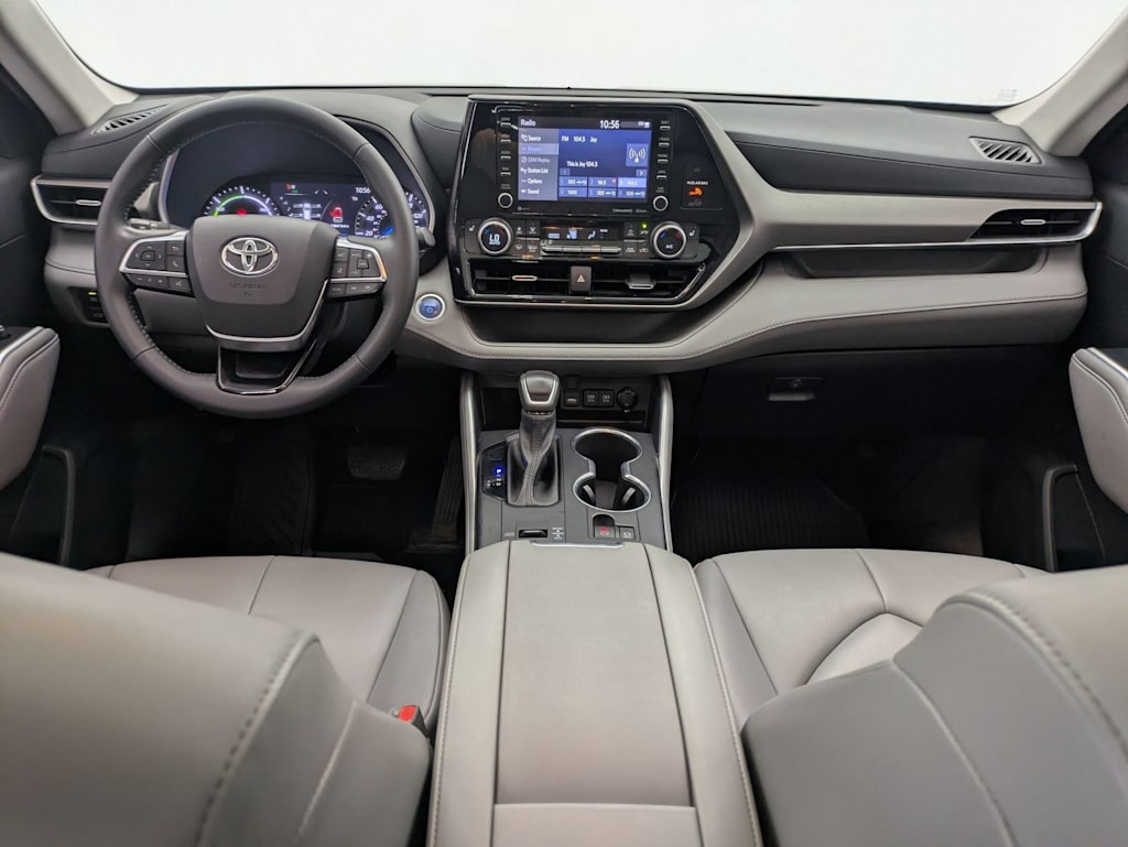 Thumbnail: 2021 Toyota Highlander - 10