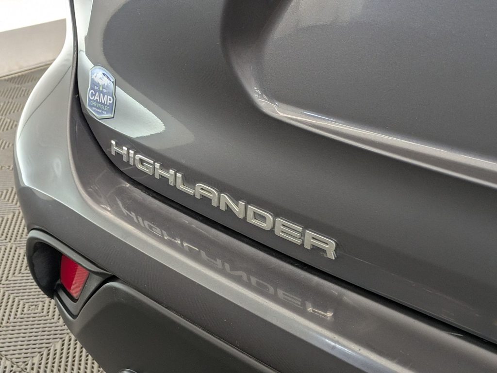 Thumbnail: 2021 Toyota Highlander - 27