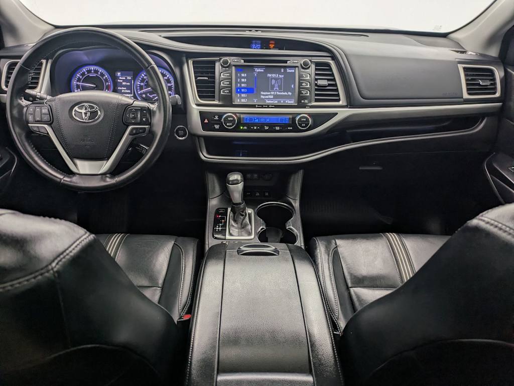 Thumbnail: 2018 Toyota Highlander - 10