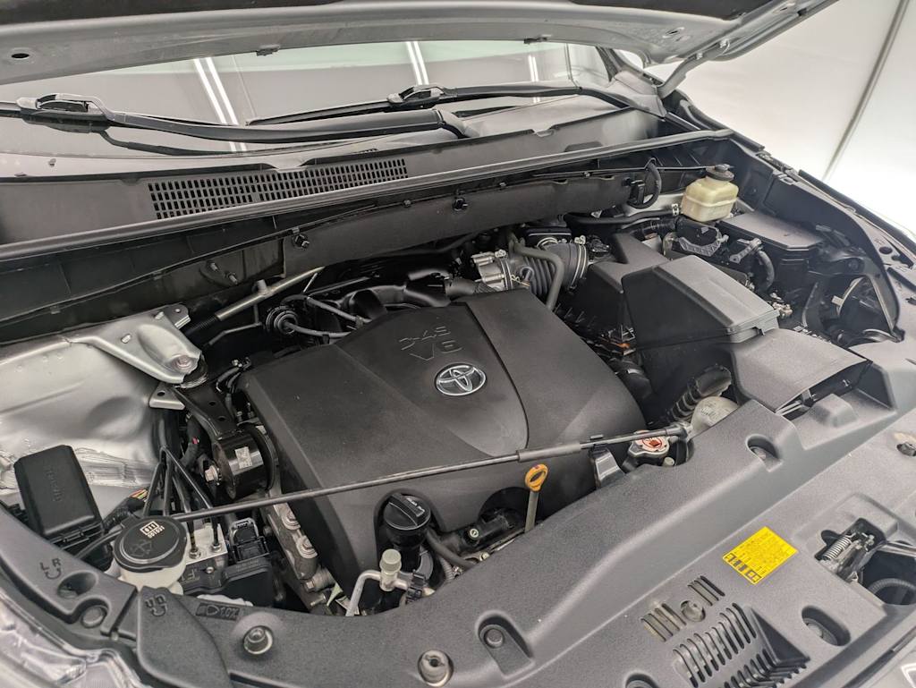Thumbnail: 2018 Toyota Highlander - 9