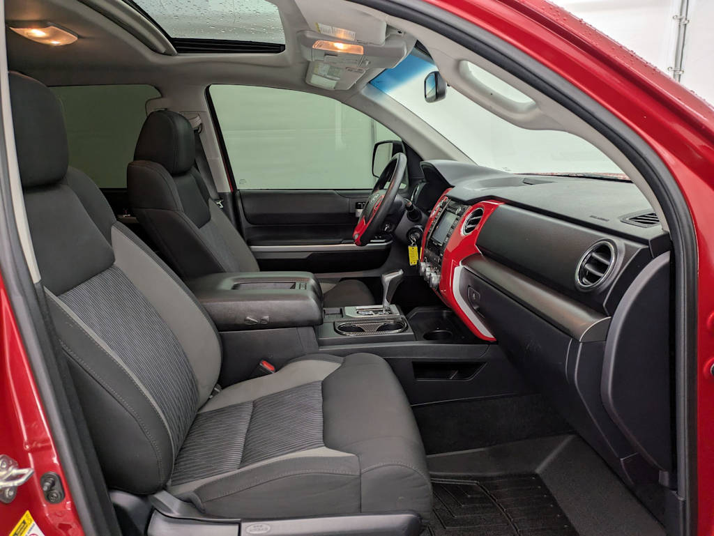 2017 Toyota Tundra SR5 30