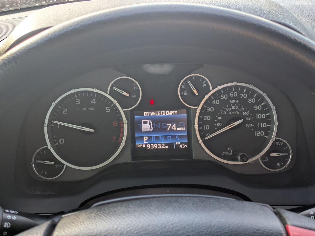 2017 Toyota Tundra SR5 17