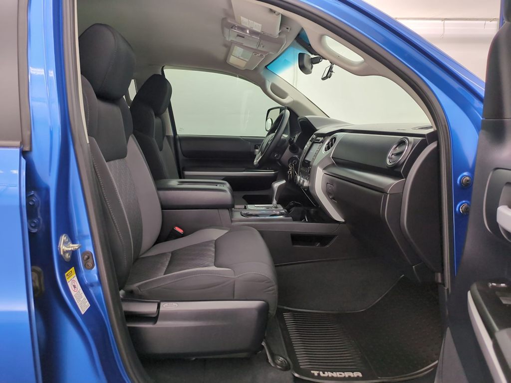 Thumbnail: 2016 Toyota Tundra - 11