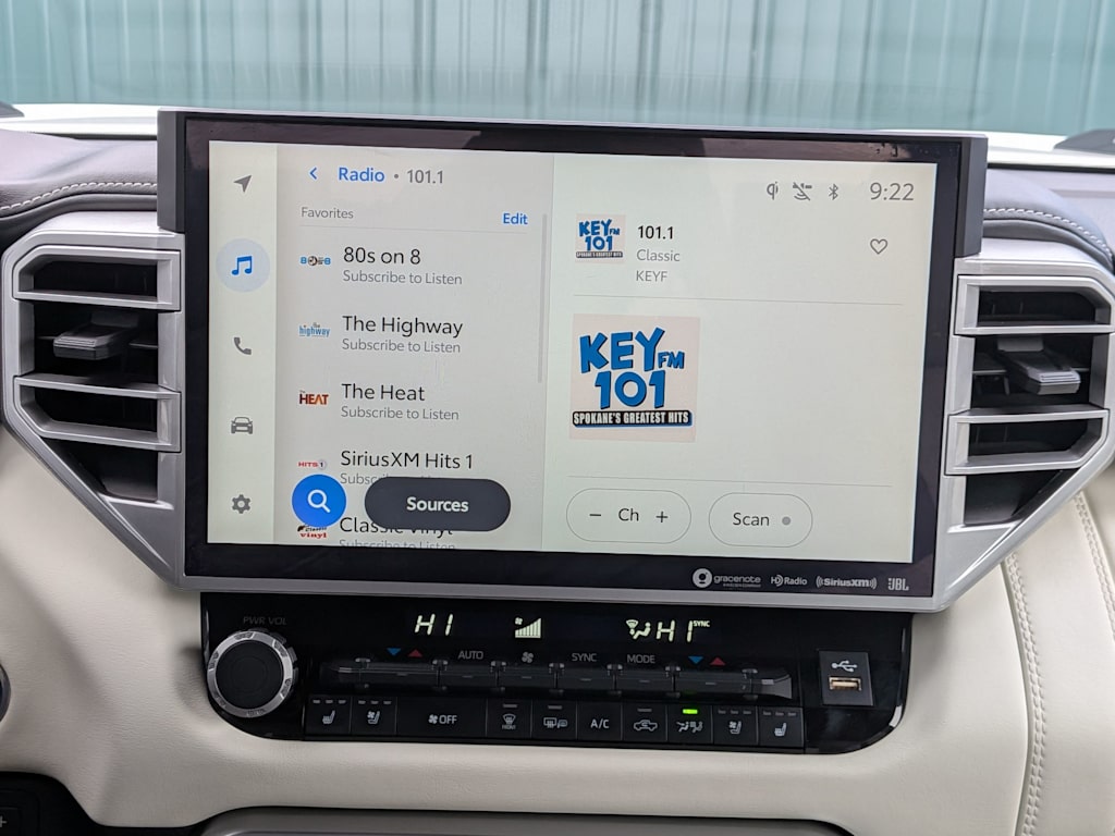 Thumbnail: 2022 Toyota Tundra - 15
