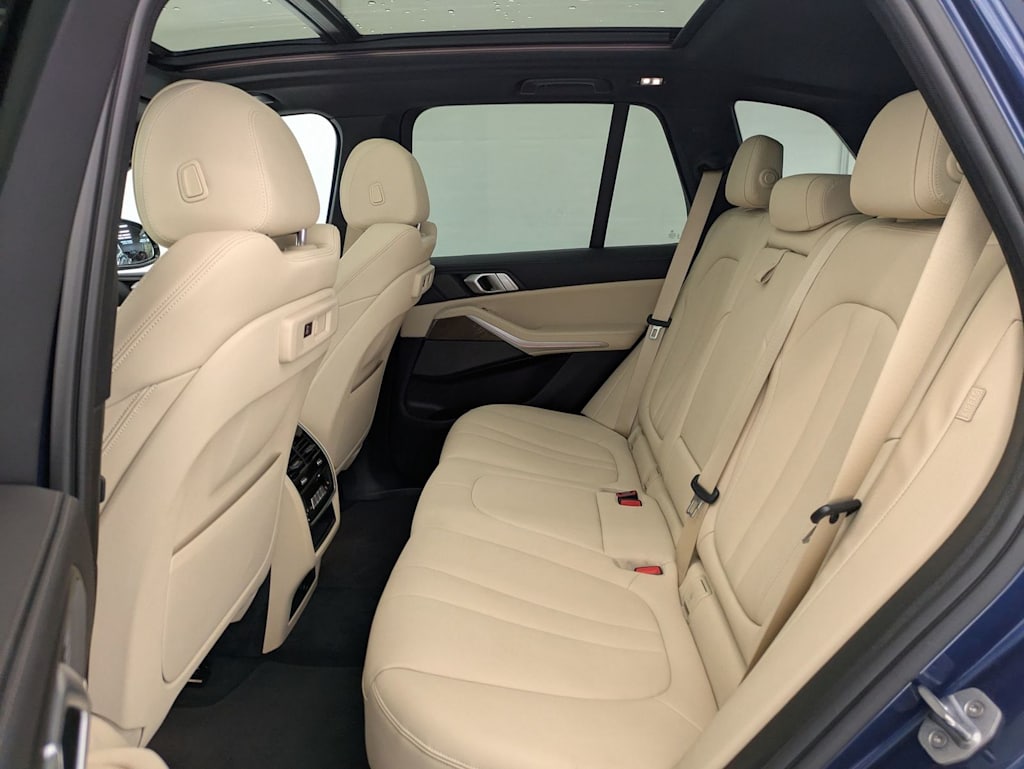 Thumbnail: 2020 BMW X5 - 28