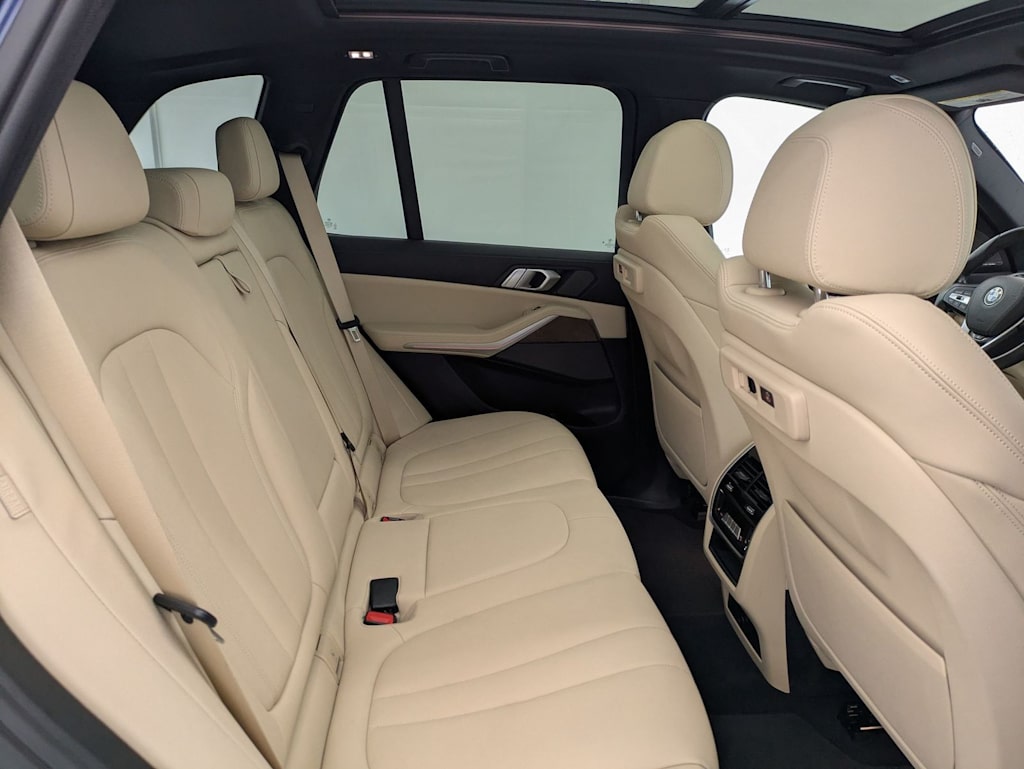 Thumbnail: 2020 BMW X5 - 29