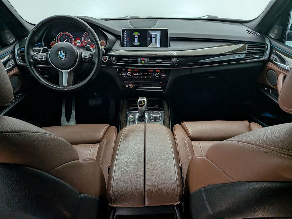 Thumbnail: 2018 BMW X5 - 10