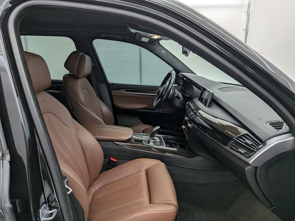 Thumbnail: 2018 BMW X5 - 12