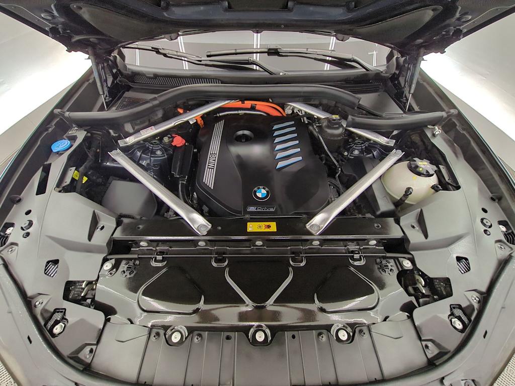 Thumbnail: 2022 BMW X5 - 9
