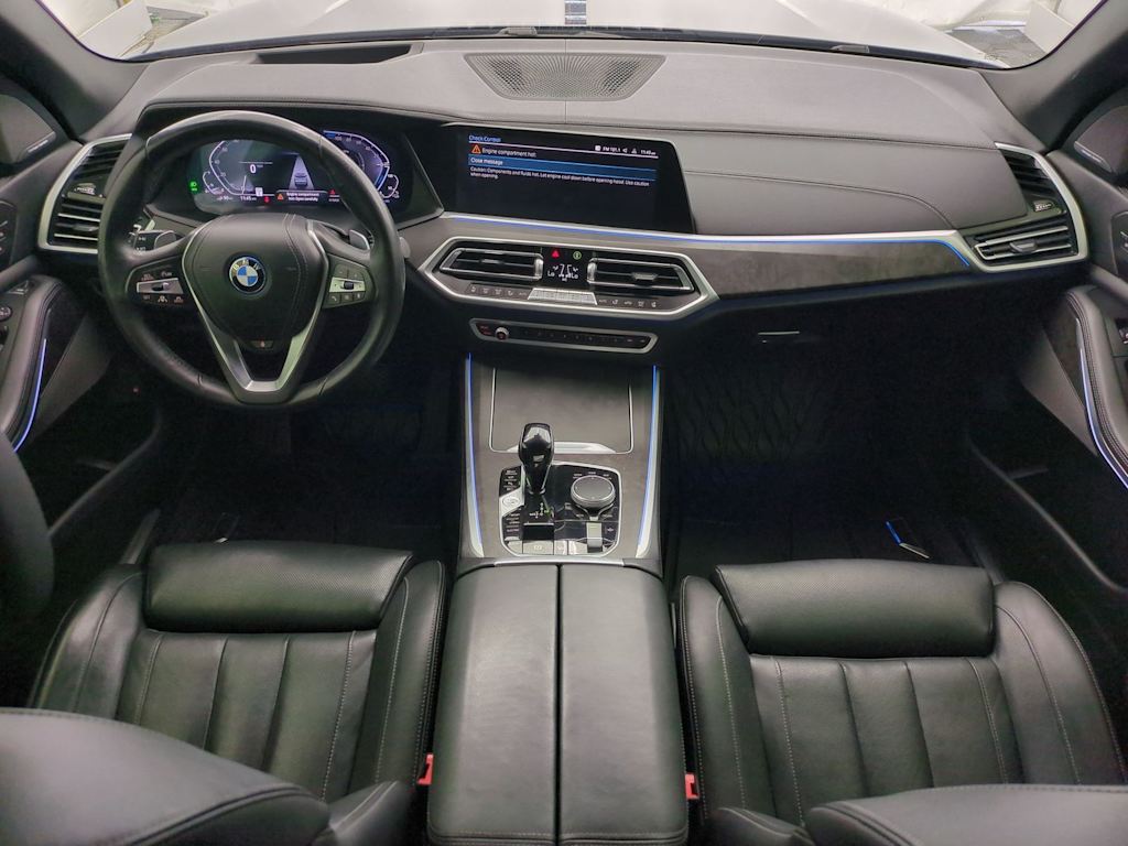 Thumbnail: 2022 BMW X5 - 10