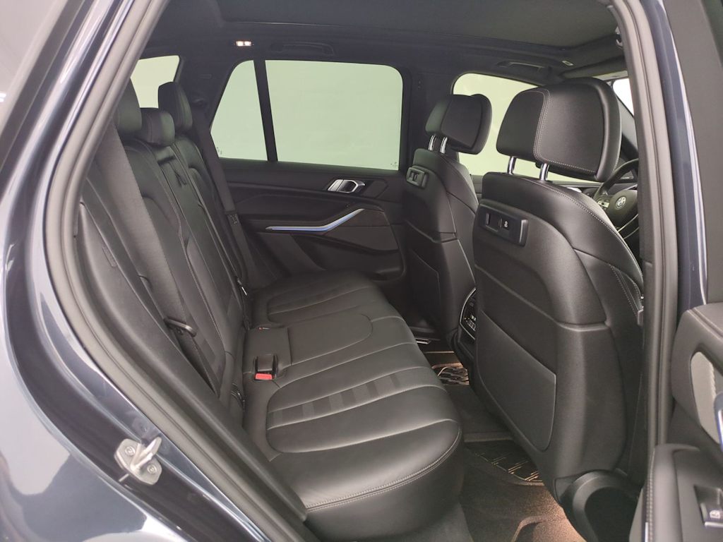 Thumbnail: 2022 BMW X5 - 28