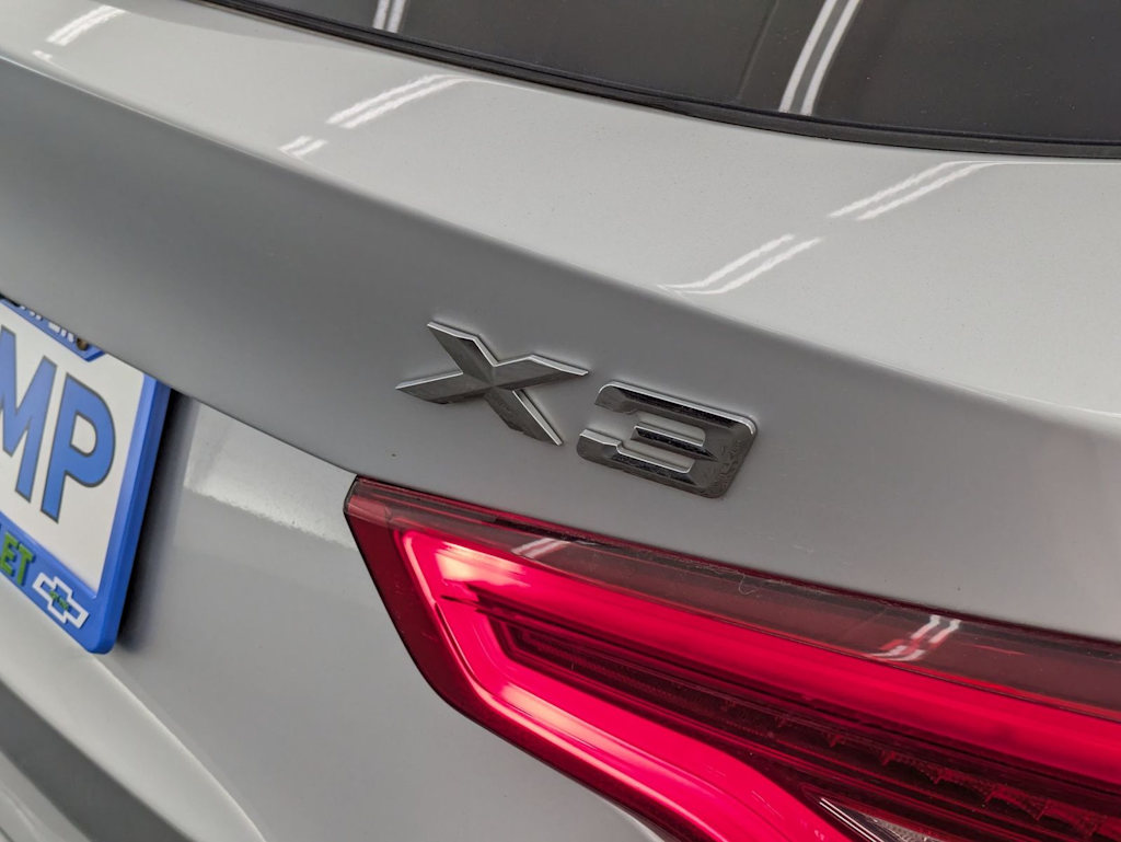 Thumbnail: 2018 BMW X3 - 25