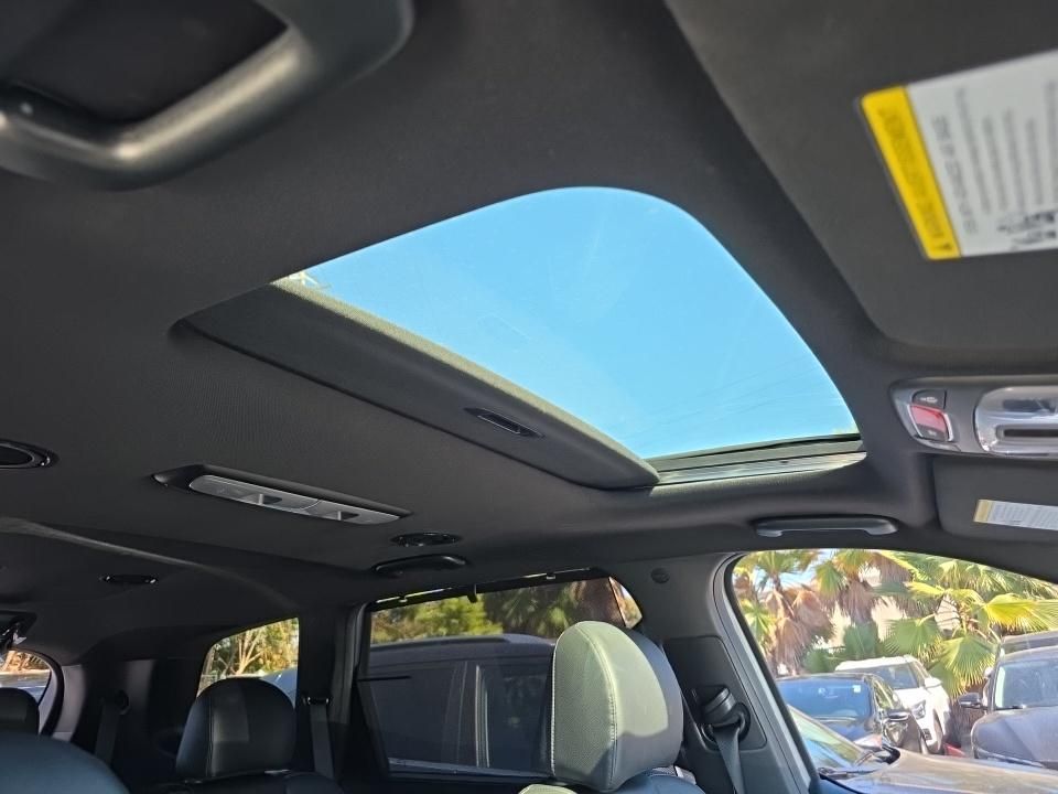 Thumbnail: 2024 Kia Telluride - 8