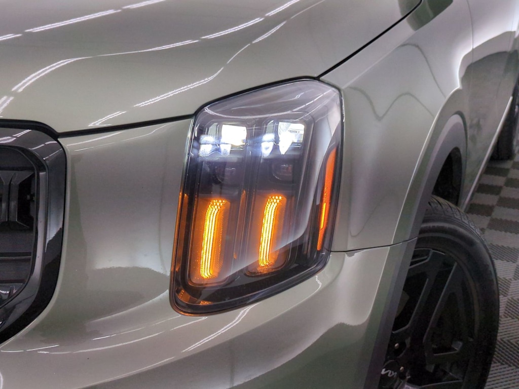 Thumbnail: 2024 Kia Telluride - 24