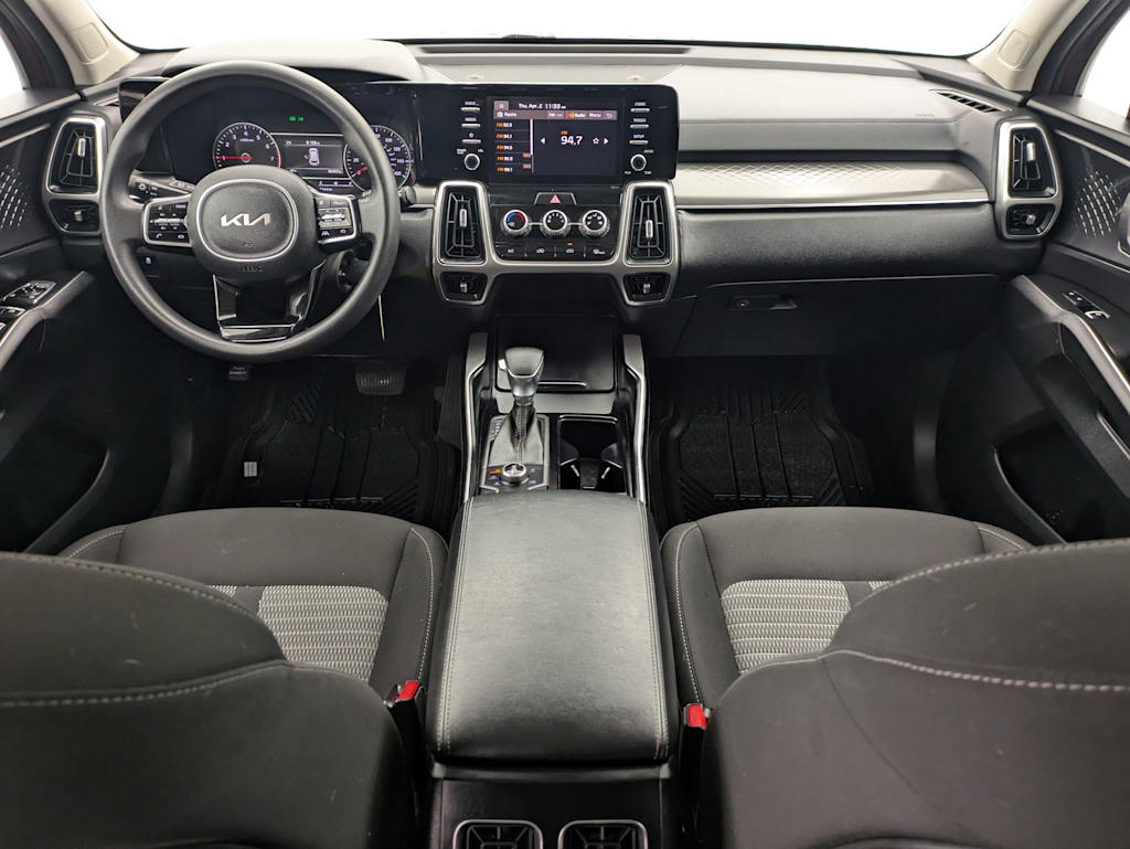 Thumbnail: 2022 Kia Sorento - 10