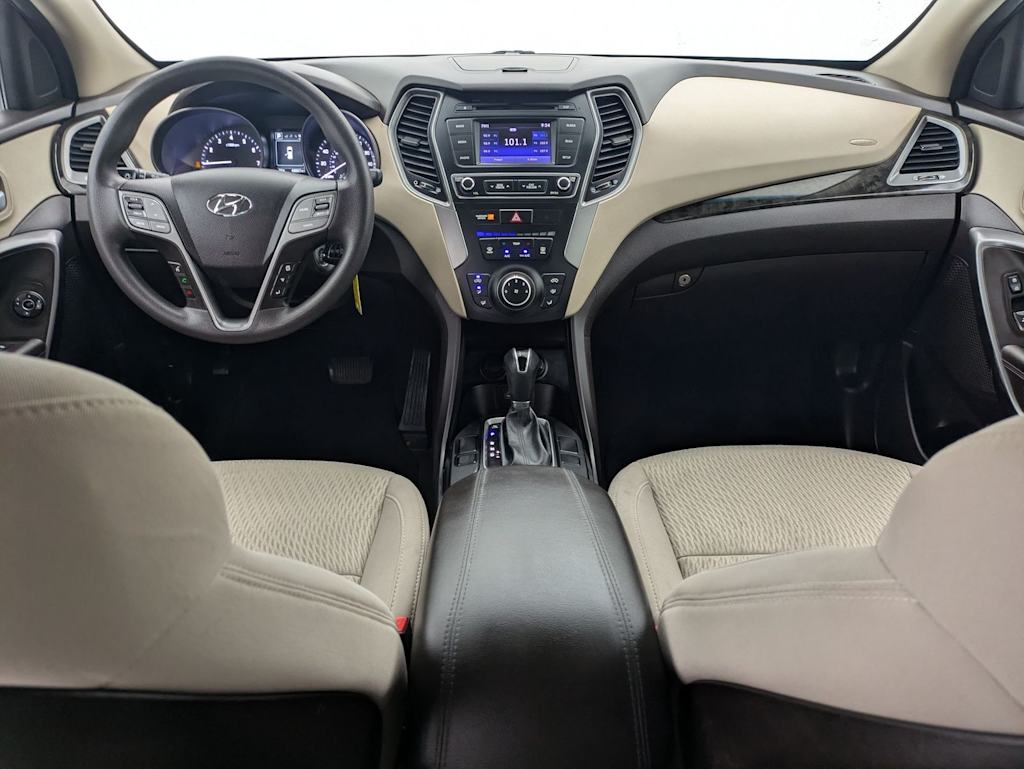 Thumbnail: 2017 Hyundai Santa Fe - 9