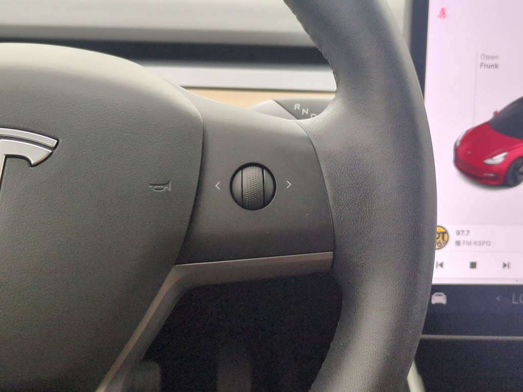 Thumbnail: 2020 Tesla Model 3 - 27