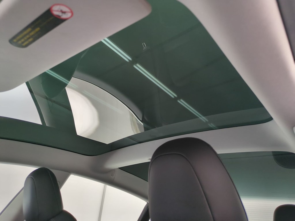 Thumbnail: 2020 Tesla Model 3 - 23