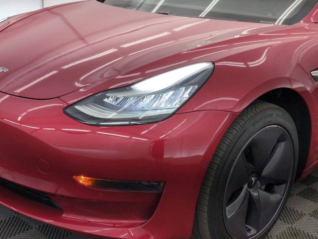 Thumbnail: 2020 Tesla Model 3 - 21