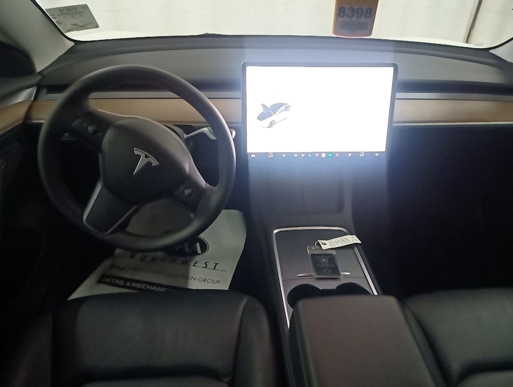 Thumbnail: 2023 Tesla Model 3 - 6