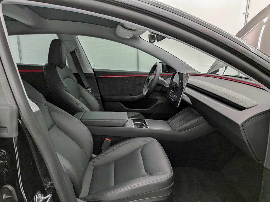 Thumbnail: 2025 Tesla Model 3 - 10