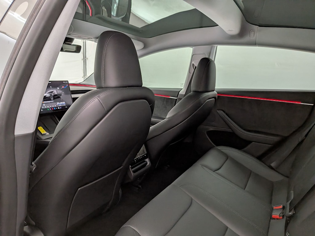 Thumbnail: 2025 Tesla Model 3 - 11