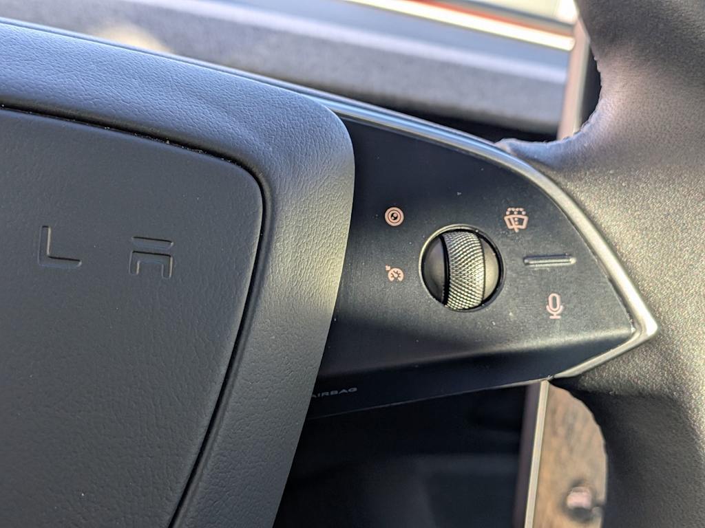 Thumbnail: 2025 Tesla Model 3 - 28