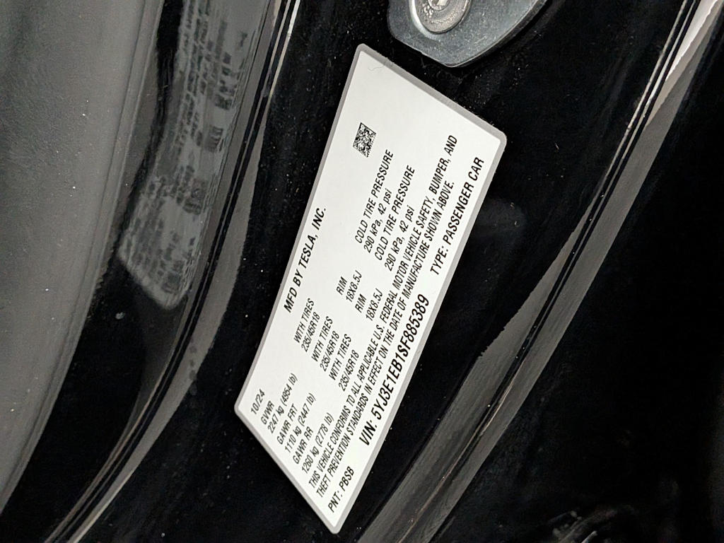 Thumbnail: 2025 Tesla Model 3 - 17