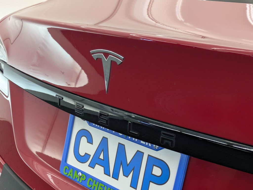 Thumbnail: 2022 Tesla Model S - 21