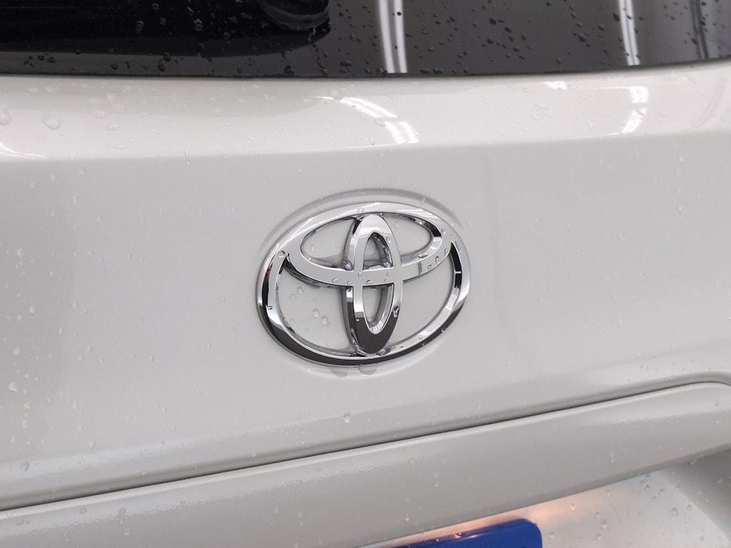 Thumbnail: 2024 Toyota Corolla Cross - 7
