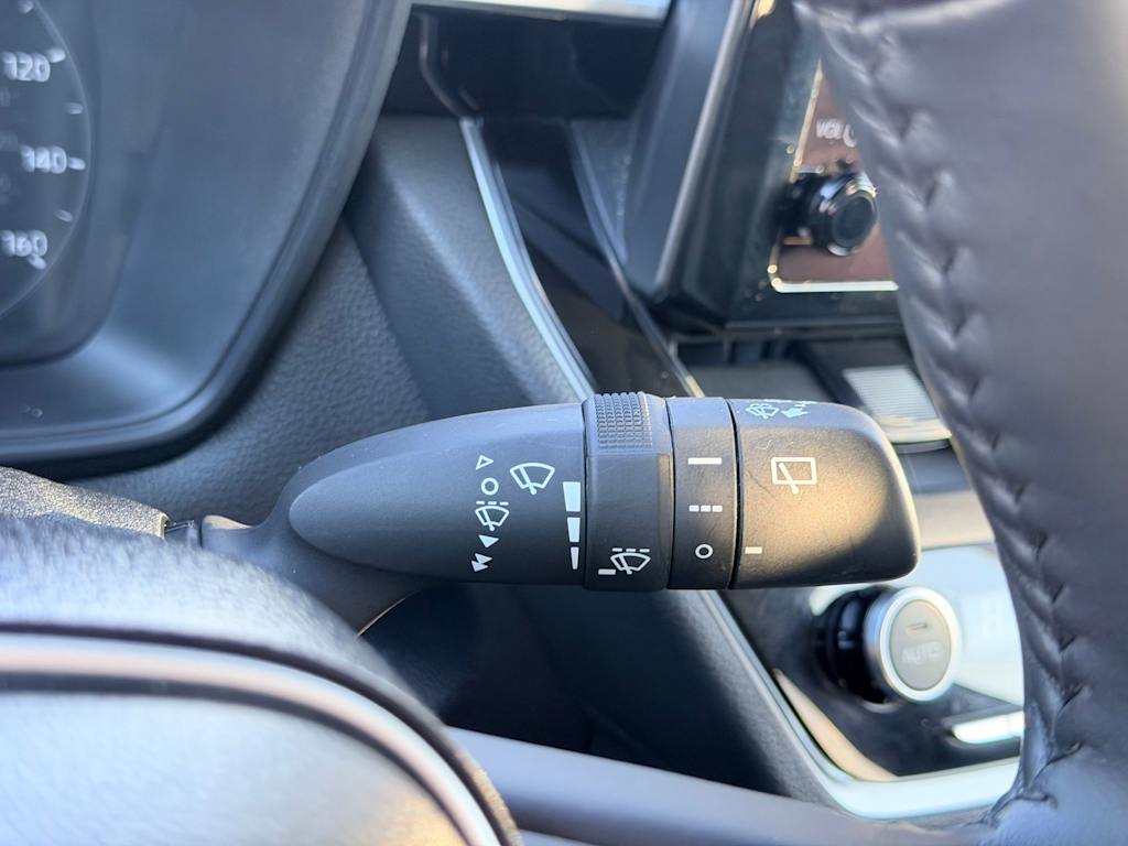 Thumbnail: 2024 Toyota Corolla Cross - 32