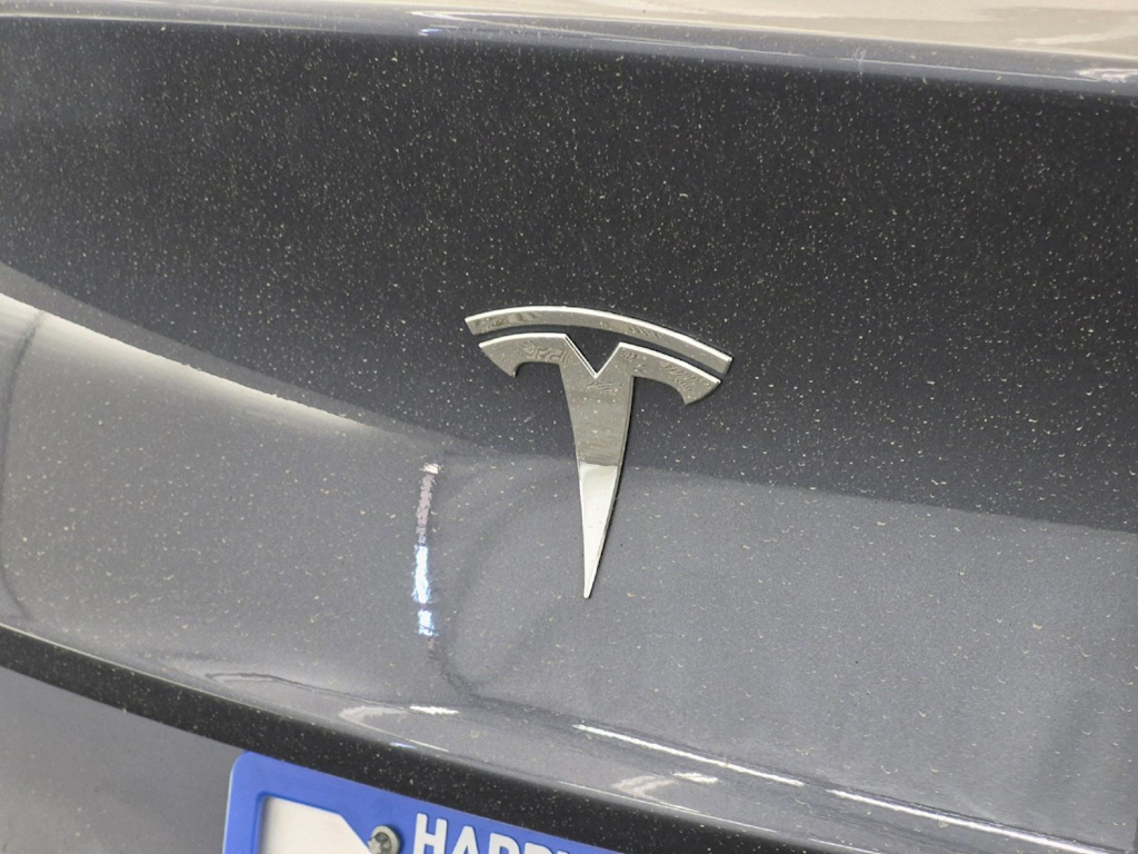 Thumbnail: 2023 Tesla Model Y - 6