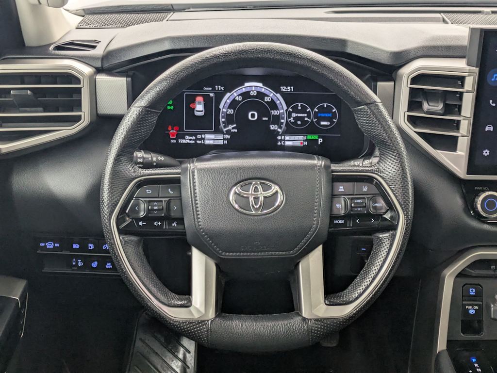 Thumbnail: 2023 Toyota Sequoia - 14