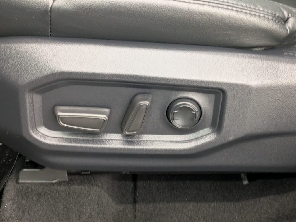 Thumbnail: 2023 Toyota Sequoia - 26