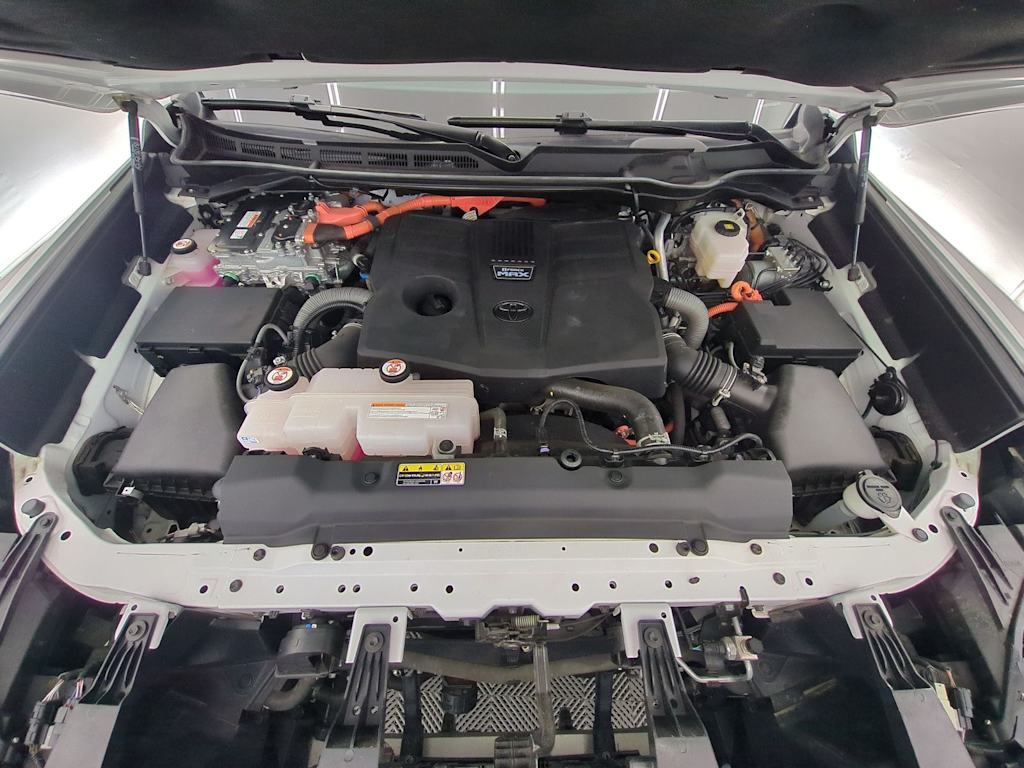 Thumbnail: 2023 Toyota Sequoia - 9