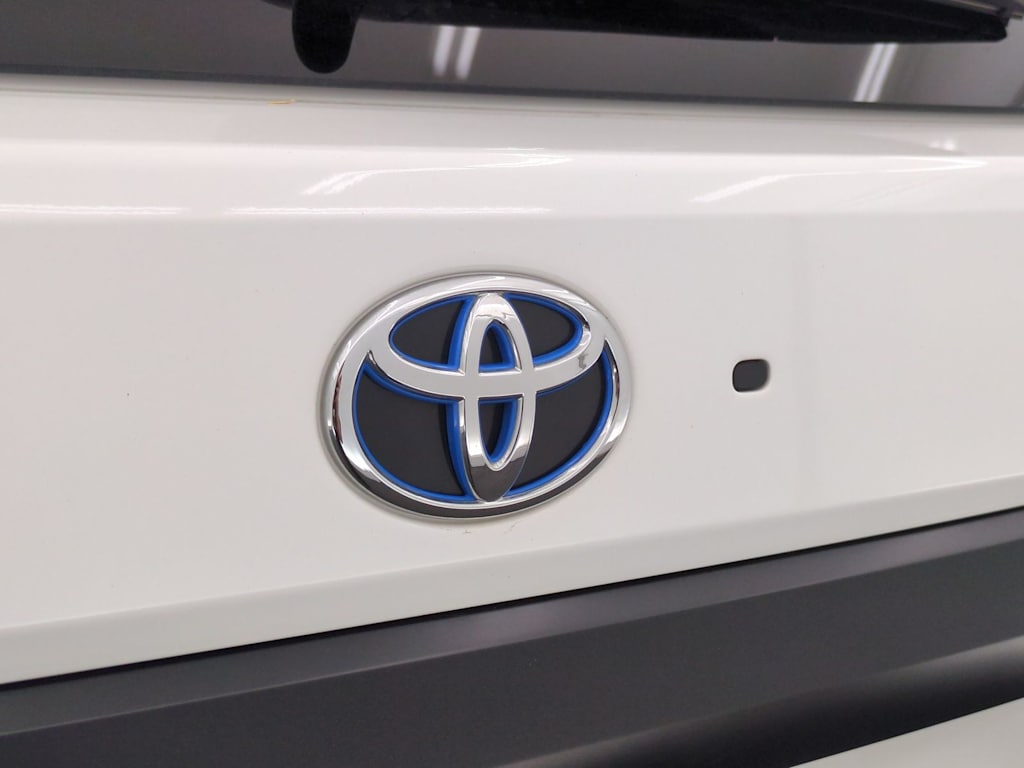 Thumbnail: 2023 Toyota Sequoia - 7