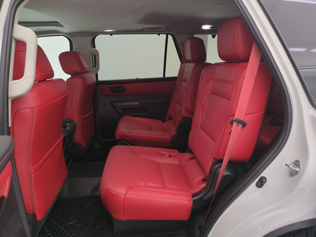 Thumbnail: 2023 Toyota Sequoia - 27