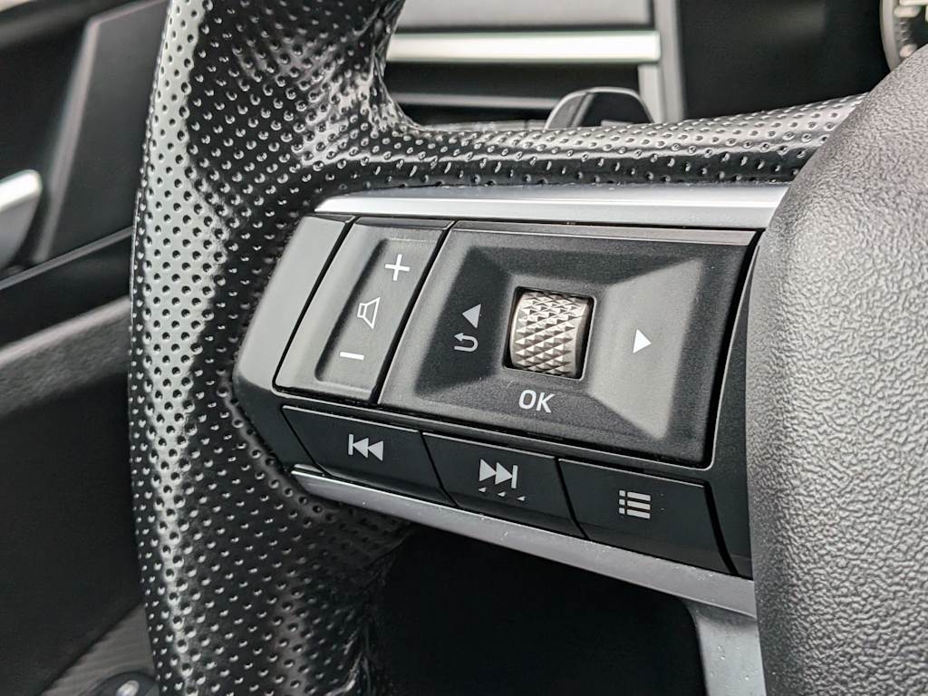 Thumbnail: 2024 Mitsubishi Outlander - 29