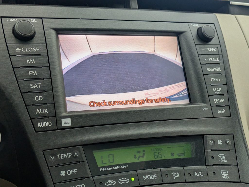Thumbnail: 2010 Toyota Prius - 34