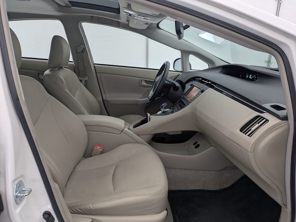 Thumbnail: 2010 Toyota Prius - 12
