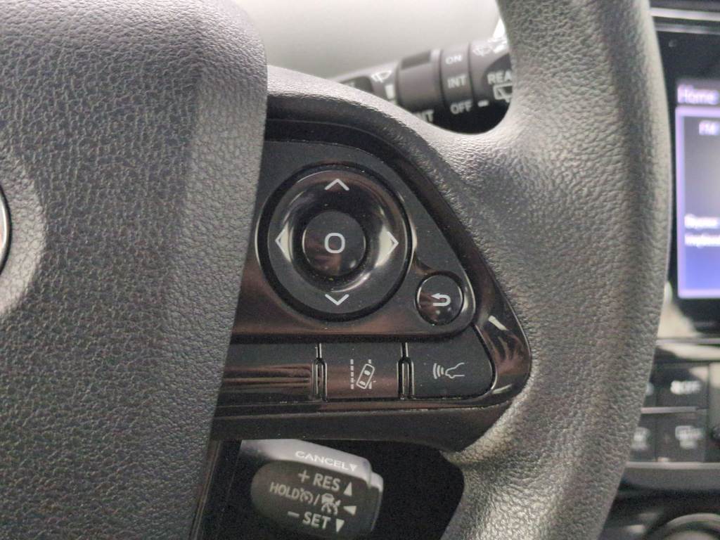 Thumbnail: 2021 Toyota Prius - 28