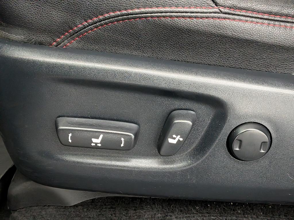 Thumbnail: 2018 Toyota 4Runner - 25