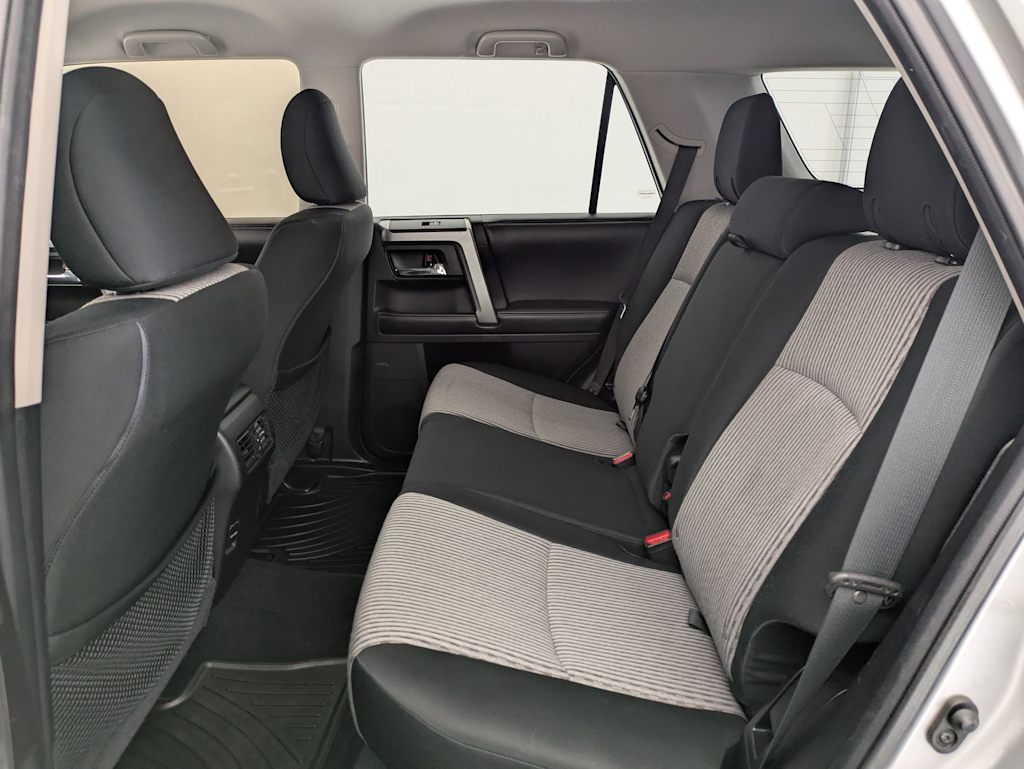 Thumbnail: 2015 Toyota 4Runner - 26