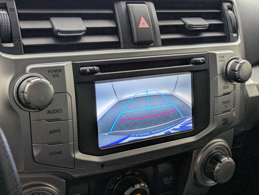 Thumbnail: 2015 Toyota 4Runner - 31