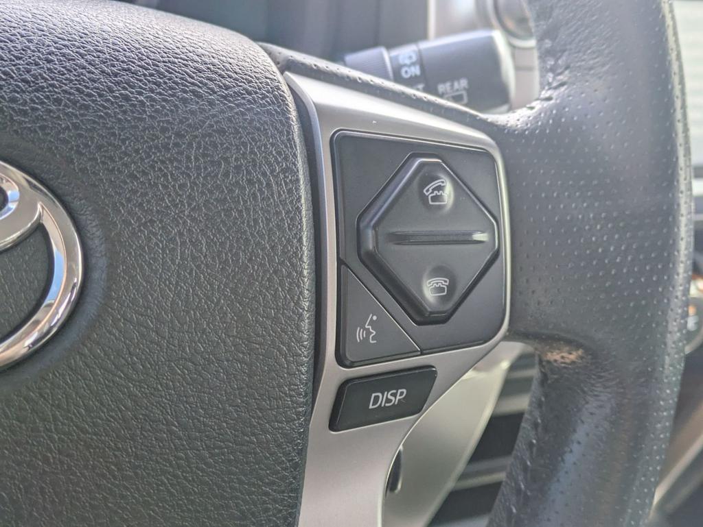 Thumbnail: 2015 Toyota 4Runner - 29