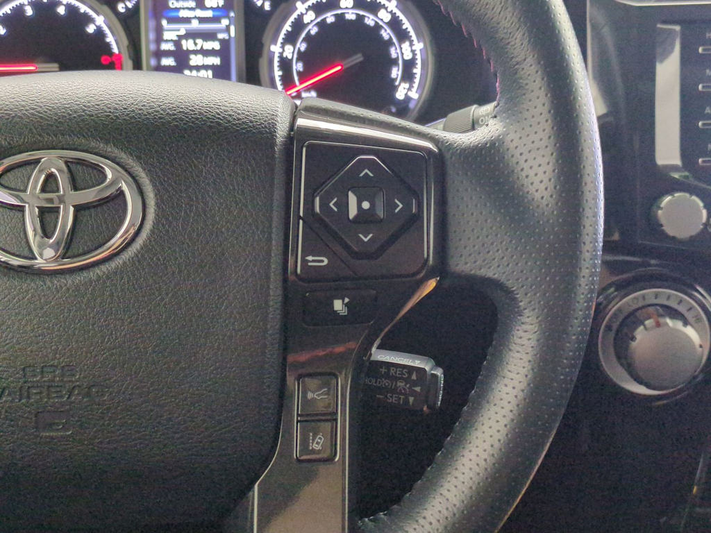 Thumbnail: 2021 Toyota 4Runner - 29