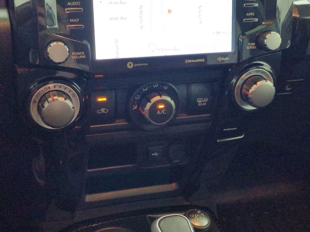Thumbnail: 2021 Toyota 4Runner - 34